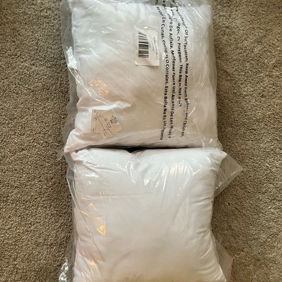 Kids bedroom items, details in description - Picture 3 of 4